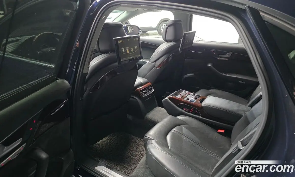 Audi A8 2013 3.0 автомат (гидро), фото 11