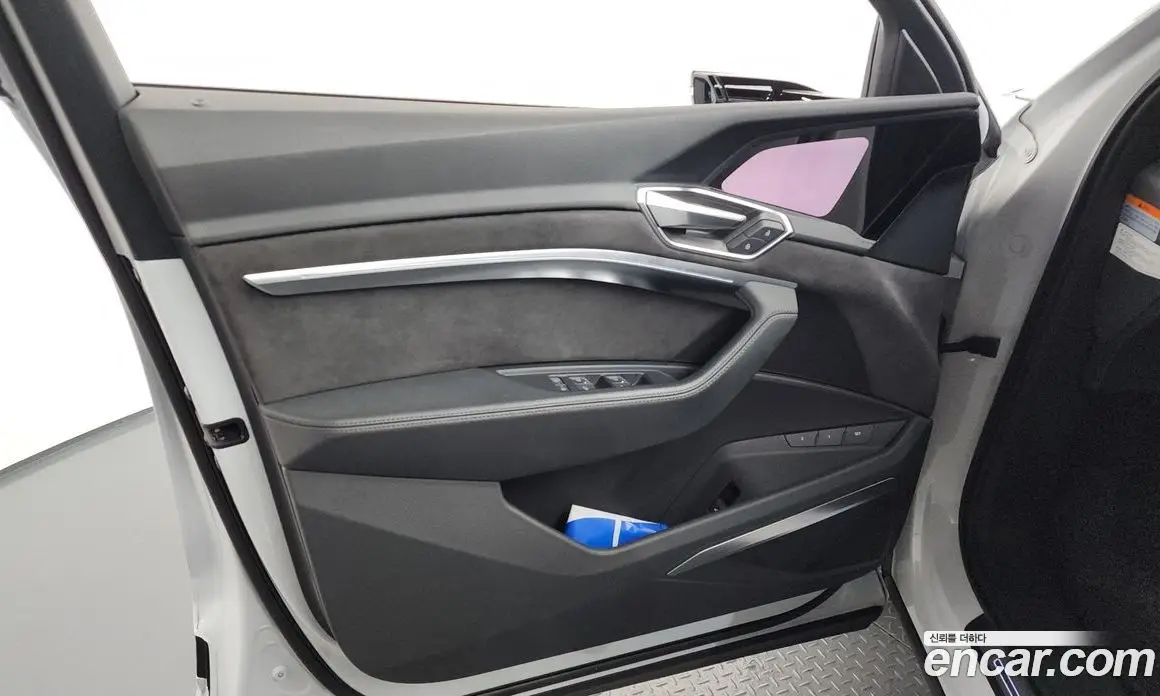 Audi e-tron 2021 0.2 автомат (гидро), фото 13