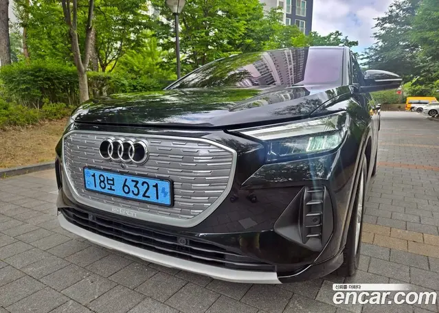 Audi Q4 e-tron 2023 0.2 автомат (гидро), миниатюра 2