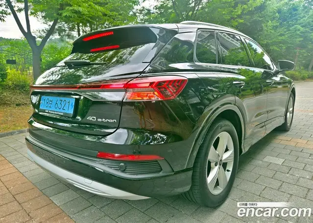Audi Q4 e-tron 2023 0.2 автомат (гидро), миниатюра 6