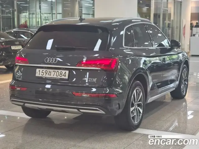 Audi Q5 2023 2.0 автомат (гидро), миниатюра 2