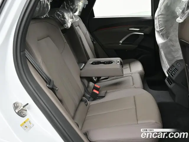 Audi Q5 2025 2.0 автомат (гидро), миниатюра 12