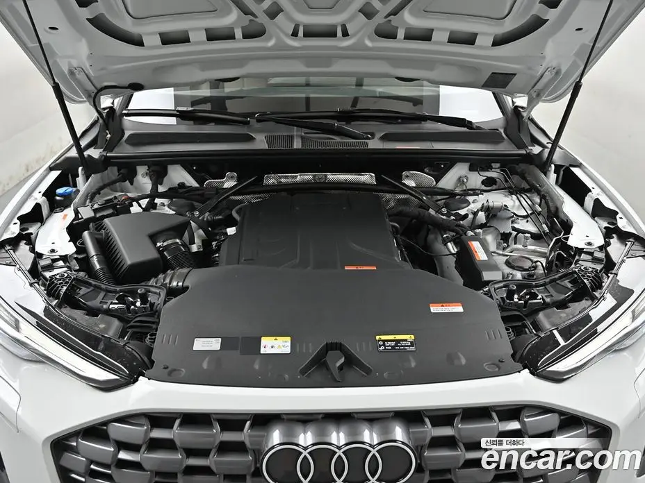 Audi Q5 2025 2.0 автомат (гидро), фото 6