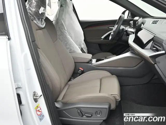 Audi Q5 2025 2.0 автомат (гидро), миниатюра 10