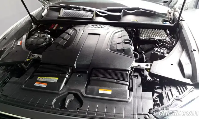 Audi Q8 2021 3.0 автомат (гидро), миниатюра 6