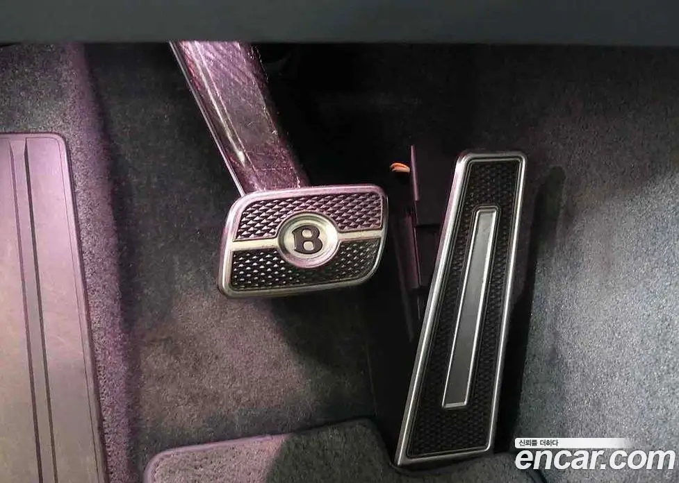 Bentley Continental 2018 6.0 автомат (гидро), фото 18 Bentley Continental 2018 6.0 автомат (гидро), фото 18