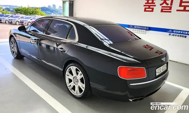 Bentley Flying Spur 2014 4.0 автомат (гидро), миниатюра 12