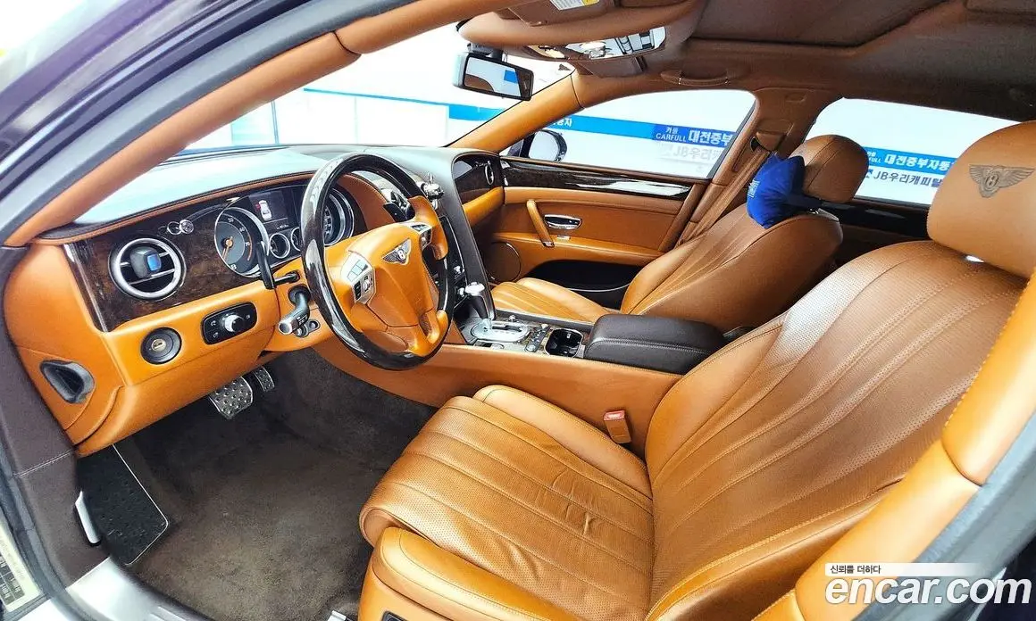 Bentley Flying Spur 2014 4.0 автомат (гидро), фото 19 Bentley Flying Spur 2014 4.0 автомат (гидро), фото 19
