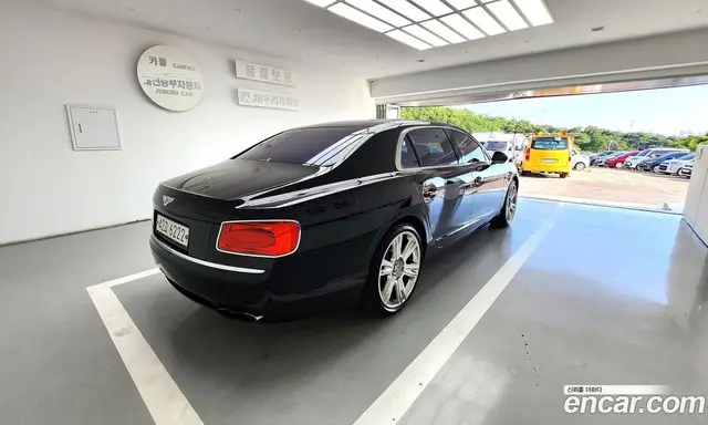 Bentley Flying Spur 2014 4.0 автомат (гидро), миниатюра 7 Bentley Flying Spur 2014 4.0 автомат (гидро), миниатюра 7