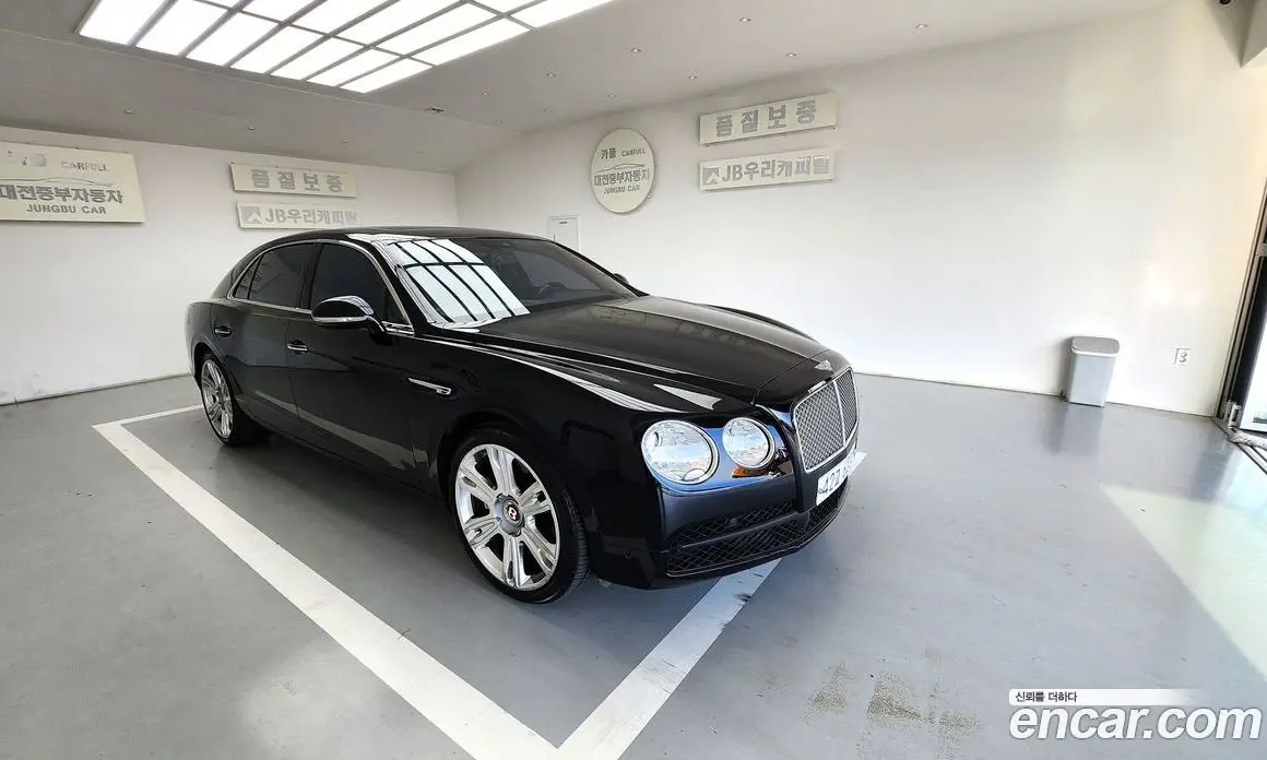 Bentley Flying Spur 2014 4.0 автомат (гидро), фото 9 Bentley Flying Spur 2014 4.0 автомат (гидро), фото 9