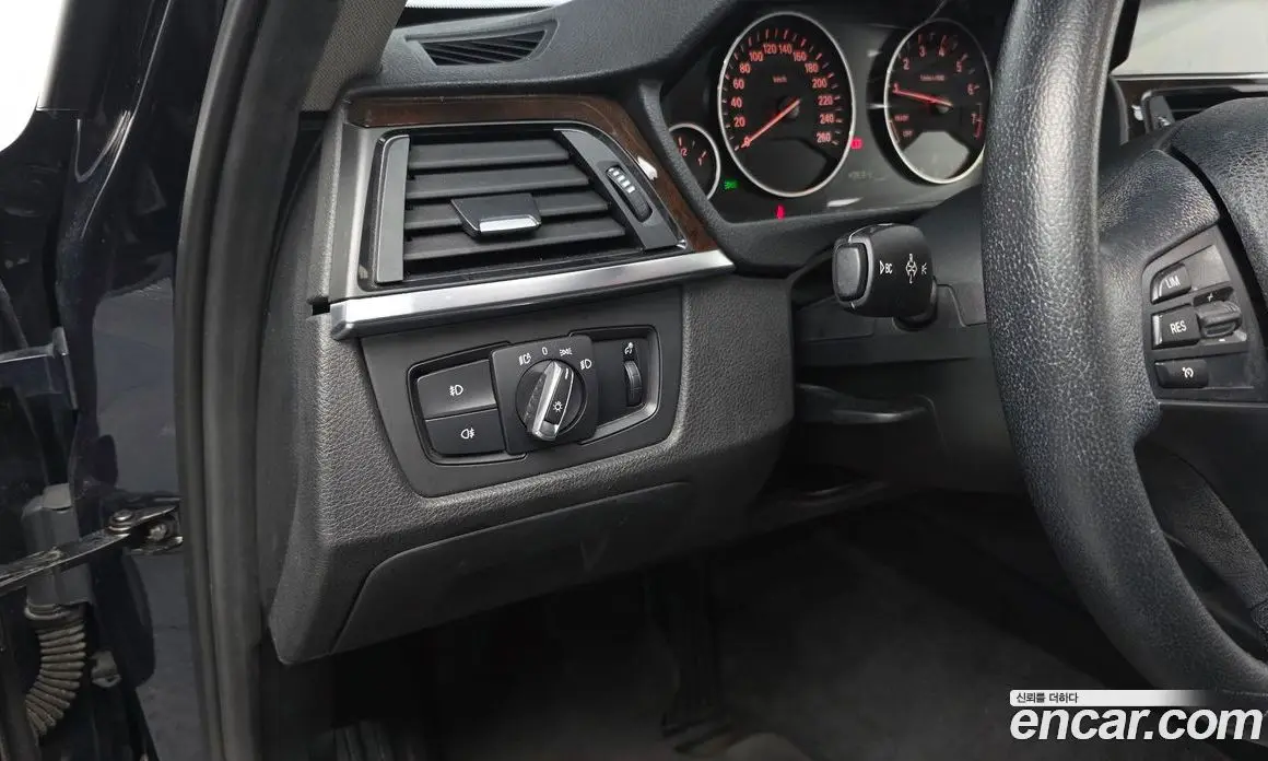BMW 3 серия 2015 2.0 автомат (гидро), фото 18