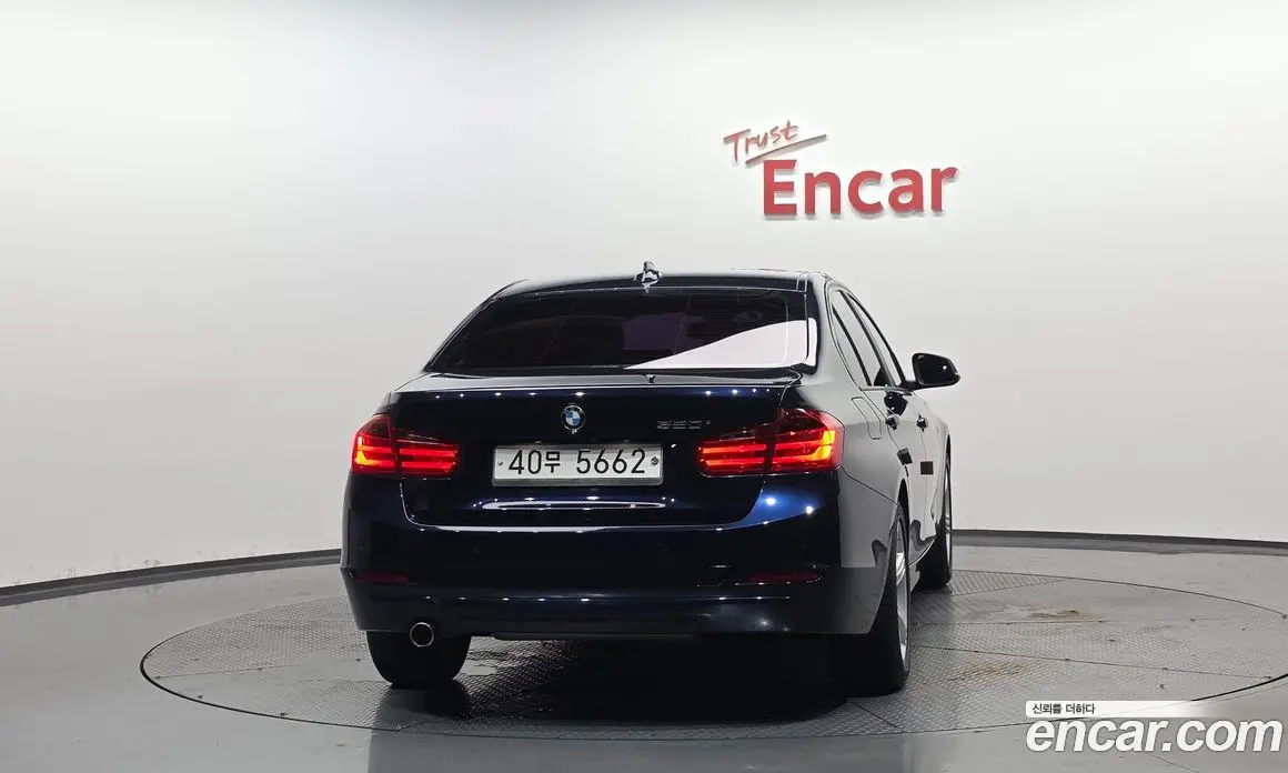 BMW 3 серия 2015 2.0 автомат (гидро), фото 3