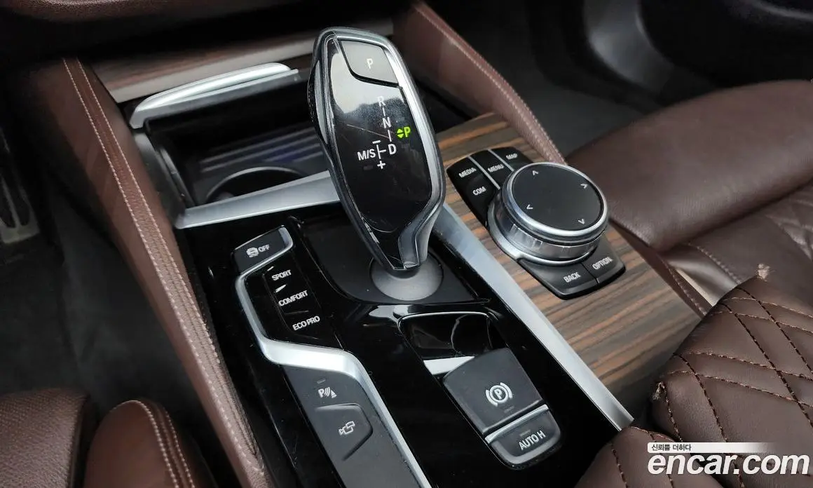 BMW 5 серия 2017 2.0 автомат (гидро), фото 11