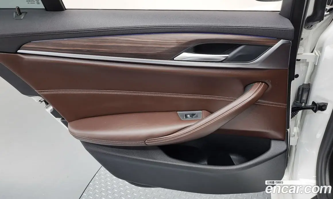 BMW 5 серия 2017 2.0 автомат (гидро), фото 14