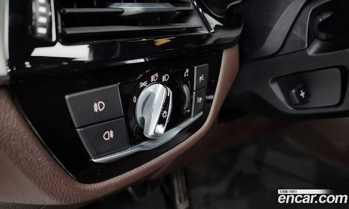 BMW 5 серия 2017 2.0 автомат (гидро), фото 28