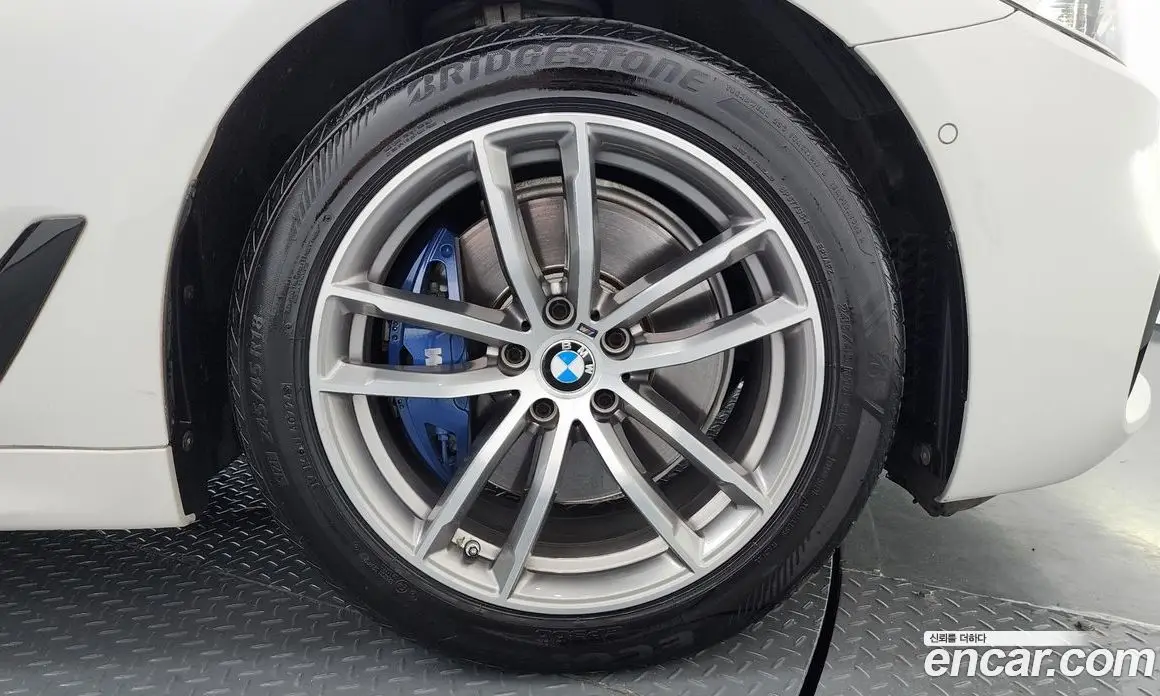 BMW 5 серия 2017 2.0 автомат (гидро), фото 6
