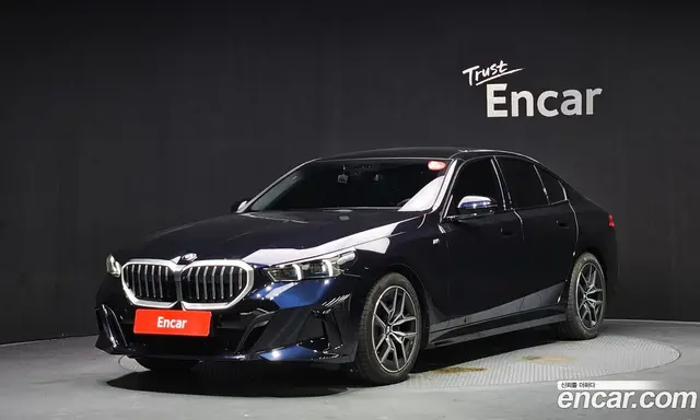 BMW 5 серия, 2025, 7 475 км