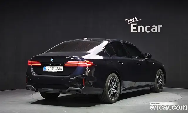 BMW 5 серия 2025 2.0 автомат (гидро), миниатюра 2