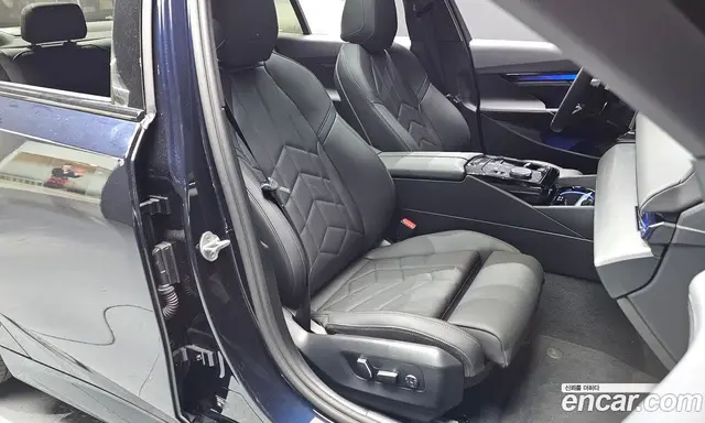 BMW 5 серия 2025 2.0 автомат (гидро), миниатюра 11