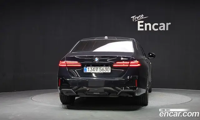 BMW 5 серия 2025 2.0 автомат (гидро), миниатюра 4