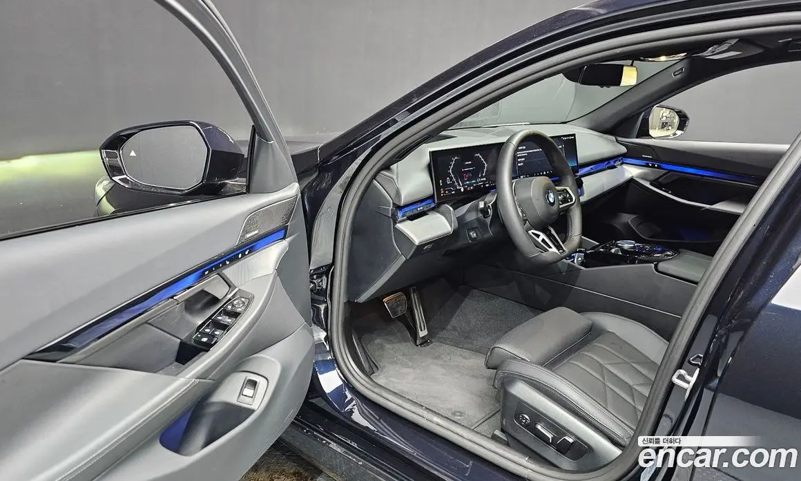BMW 5 серия 2025 2.0 автомат (гидро), фото 10