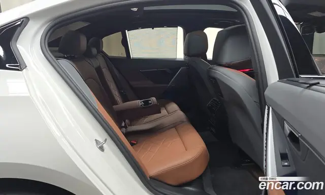 BMW 5 серия 2025 2.0 автомат (гидро), миниатюра 12