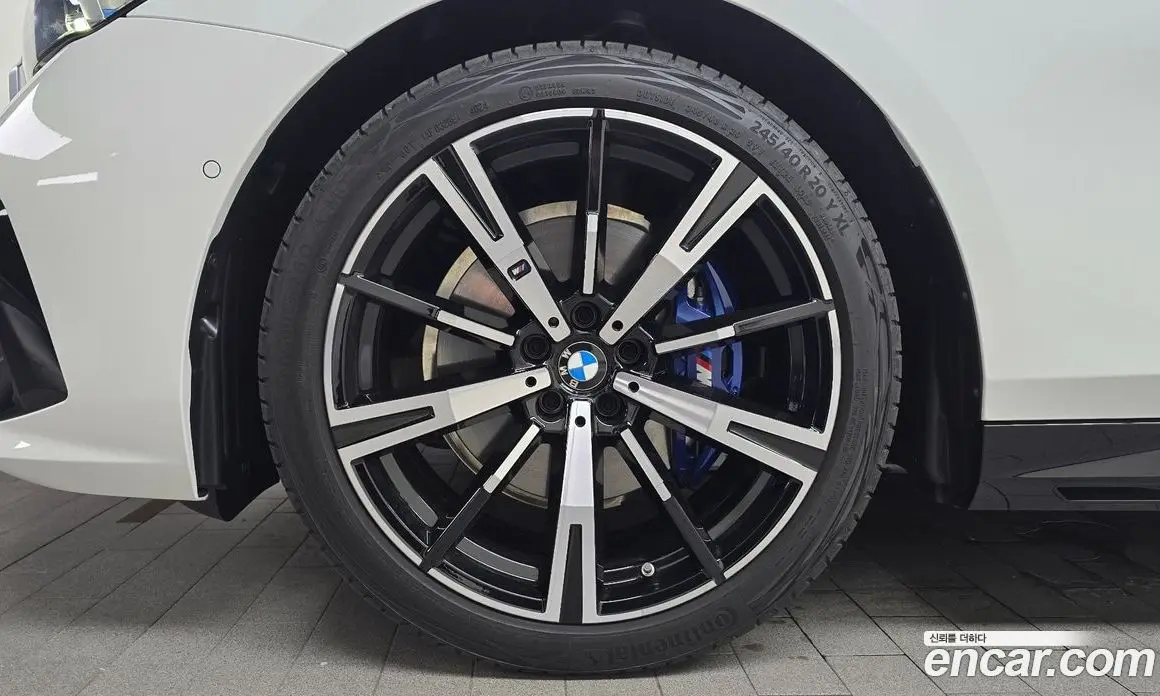 BMW 5 серия 2025 2.0 автомат (гидро), фото 5
