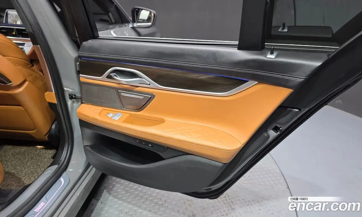BMW 7 серия 2022 3.0 автомат (гидро), фото 15