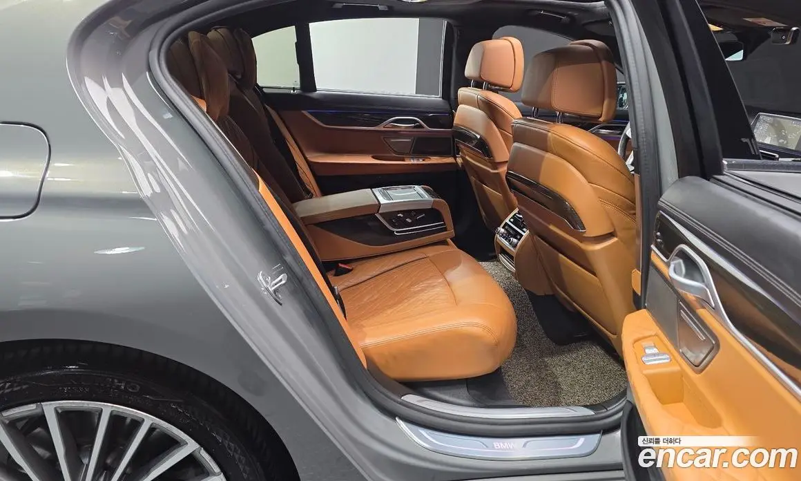 BMW 7 серия 2022 3.0 автомат (гидро), фото 17