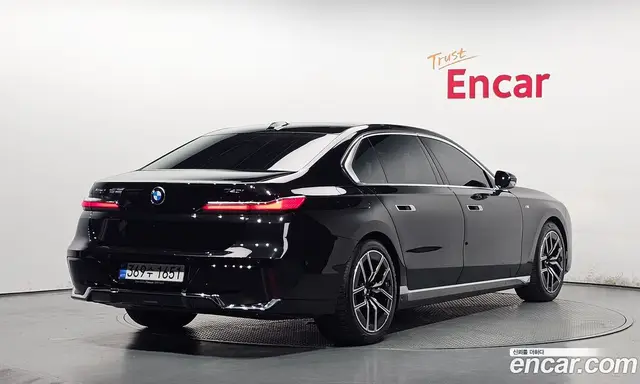 BMW 7 серия 2025 3.0 автомат (гидро), миниатюра 2