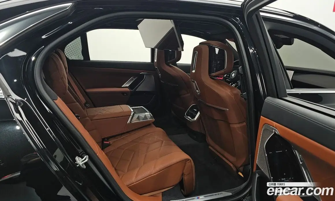 BMW 7 серия 2025 3.0 автомат (гидро), фото 16