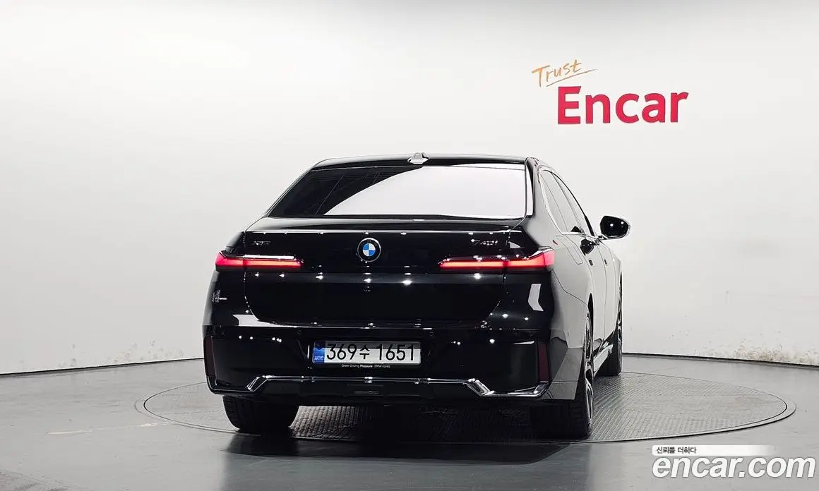 BMW 7 серия 2025 3.0 автомат (гидро), фото 4