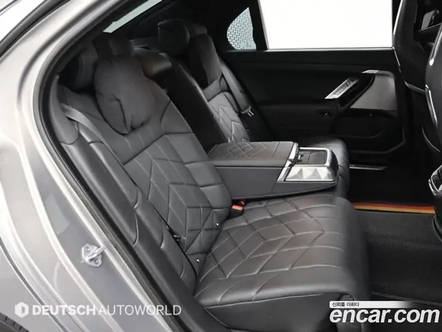 BMW 7 серия 2025 3.0 автомат (гидро), миниатюра 12