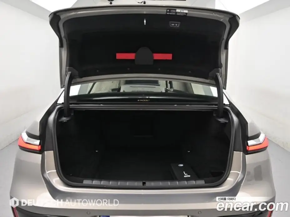 BMW 7 серия 2025 3.0 автомат (гидро), фото 19