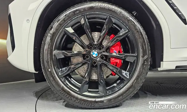 BMW X4 2025 2.0 автомат (гидро), миниатюра 5