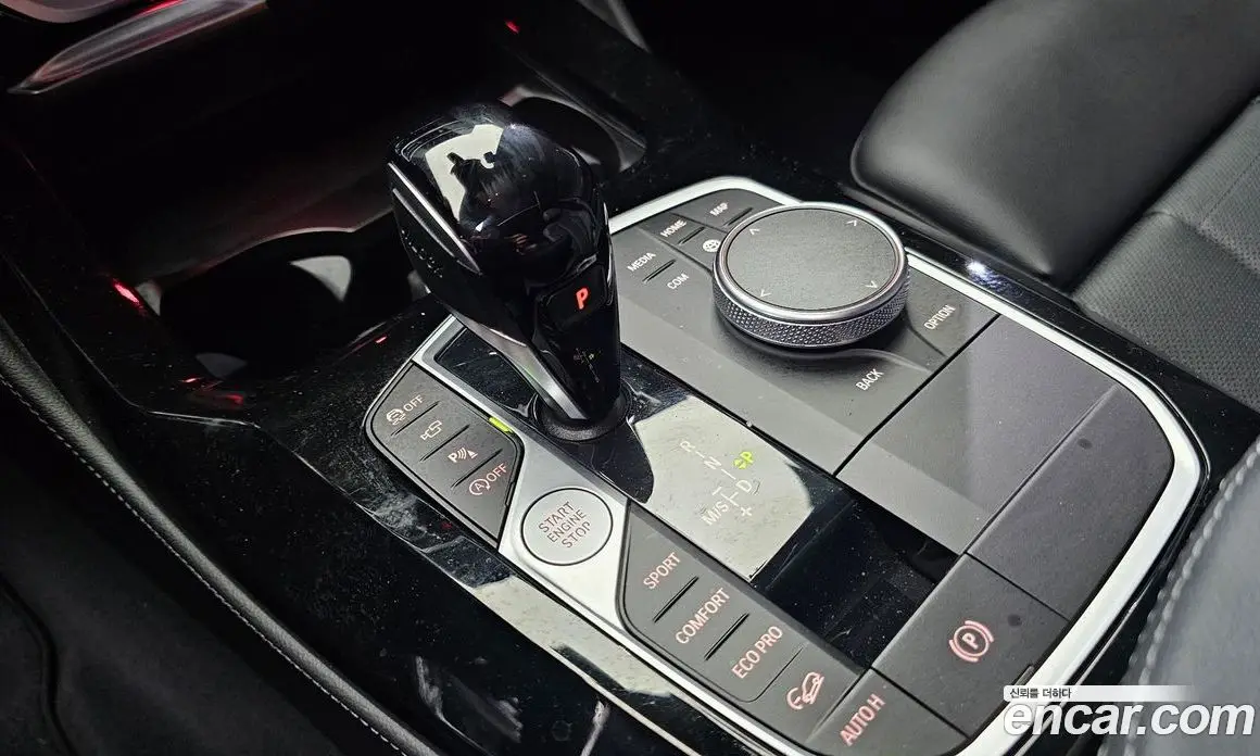 BMW X4 2025 2.0 автомат (гидро), фото 9