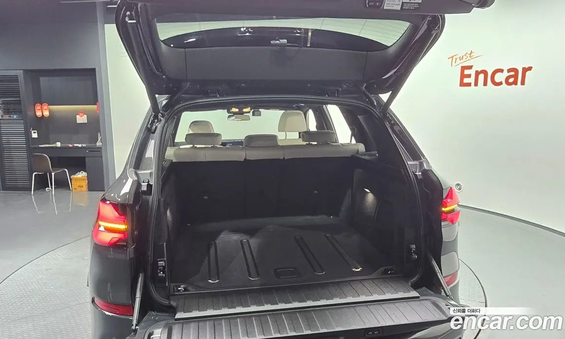 BMW X5 2025 3.0 автомат (гидро), фото 30