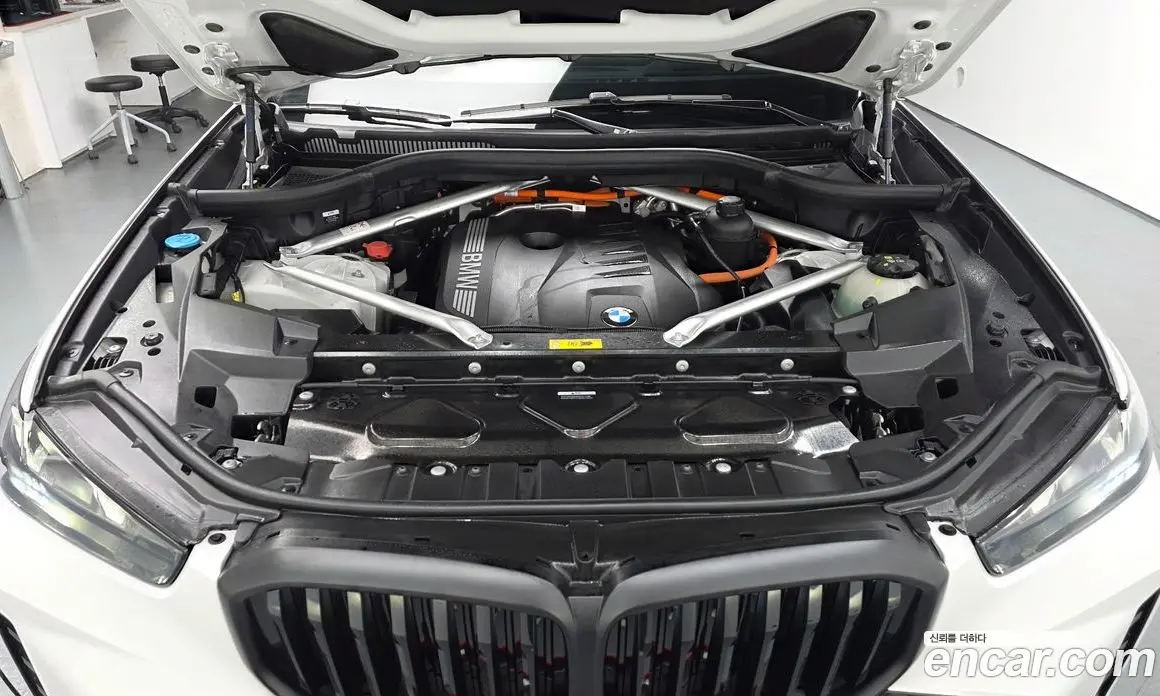 BMW X5 2025 3.0 автомат (гидро), фото 6