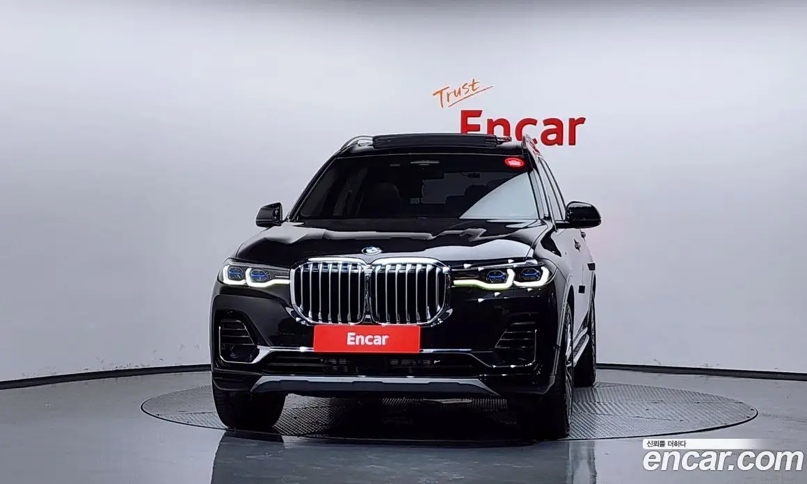 BMW X7 2022 3.0 автомат (гидро), фото 3