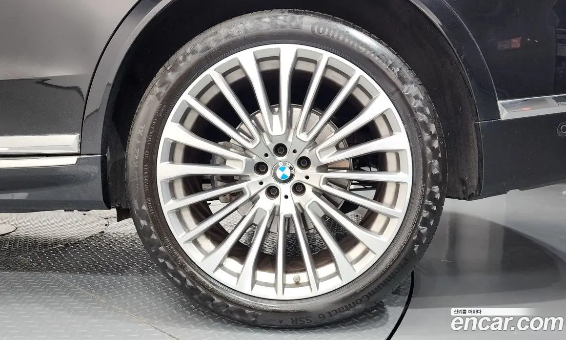 BMW X7 2022 3.0 автомат (гидро), фото 7