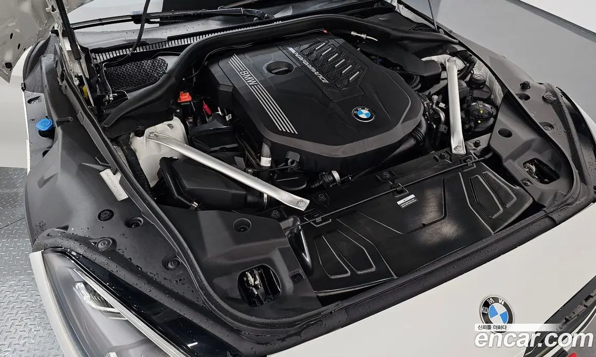 BMW Z4 2023 3.0 автомат (гидро), фото 6