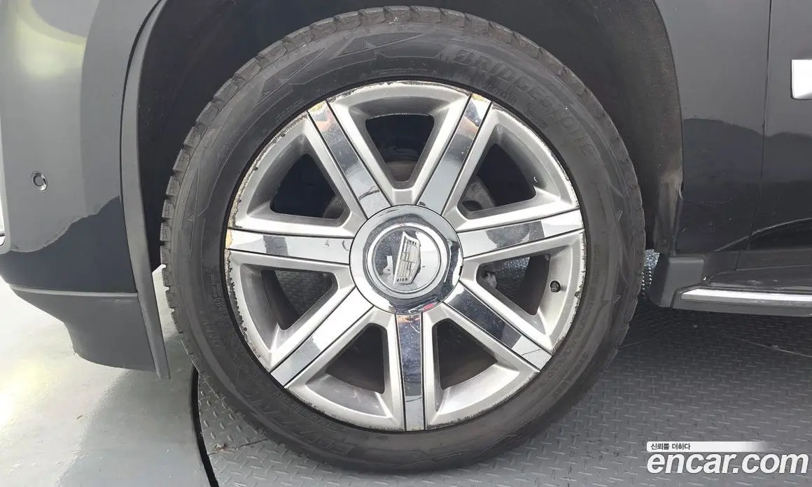 Cadillac Escalade 2017 6.2 автомат (гидро), фото 5 Cadillac Escalade 2017 6.2 автомат (гидро), фото 5