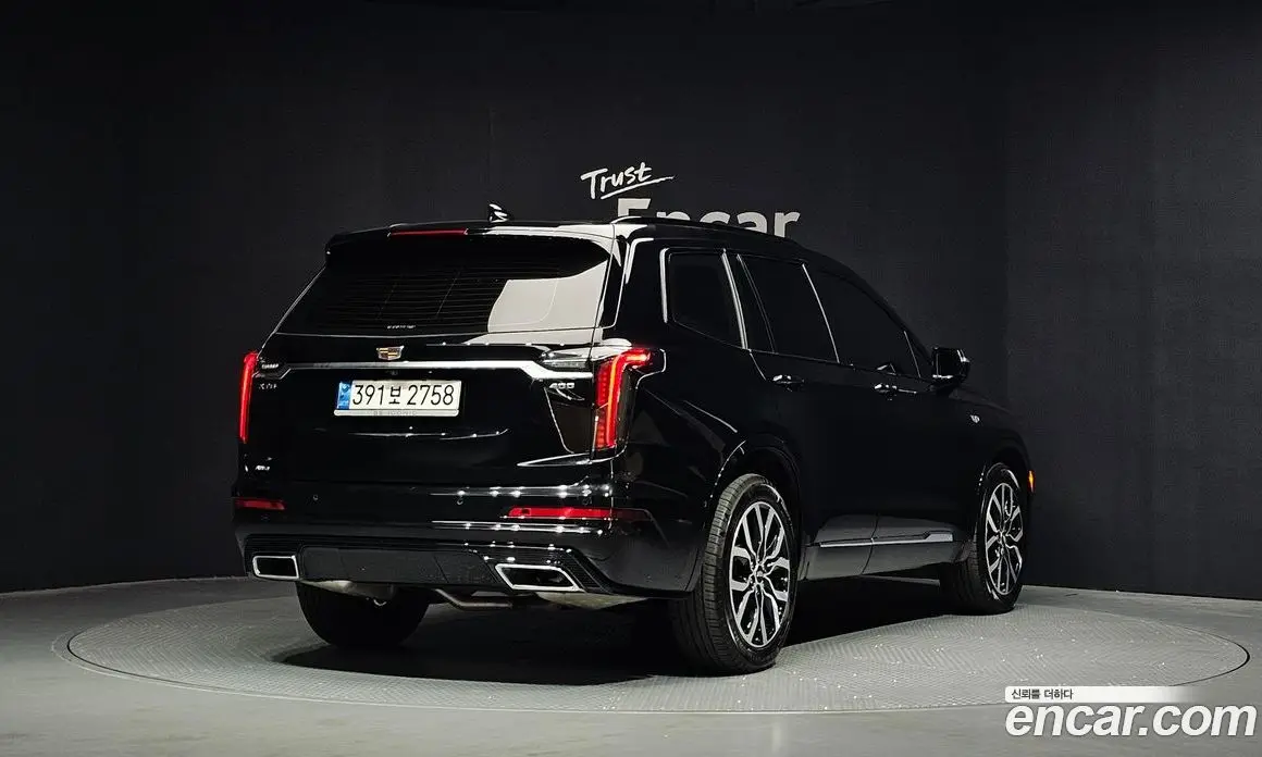 Cadillac XT6 2024 3.6 автомат (гидро), фото 2 Cadillac XT6 2024 3.6 автомат (гидро), фото 2