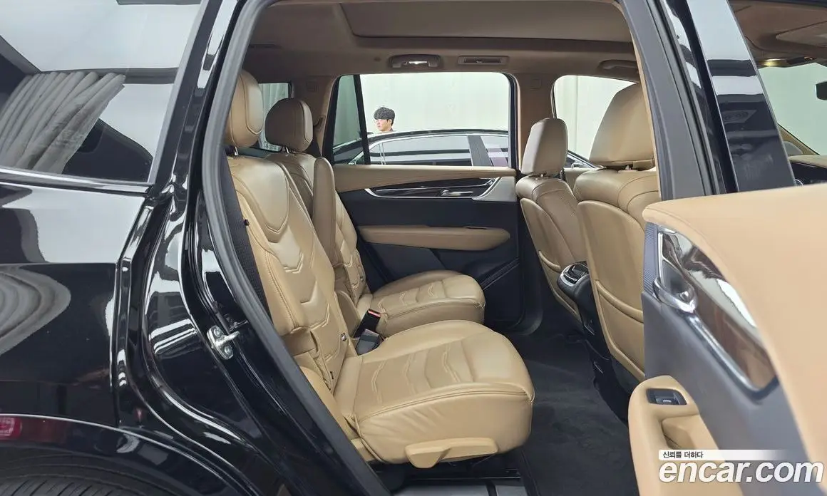 Cadillac XT6 2024 3.6 автомат (гидро), фото 17 Cadillac XT6 2024 3.6 автомат (гидро), фото 17