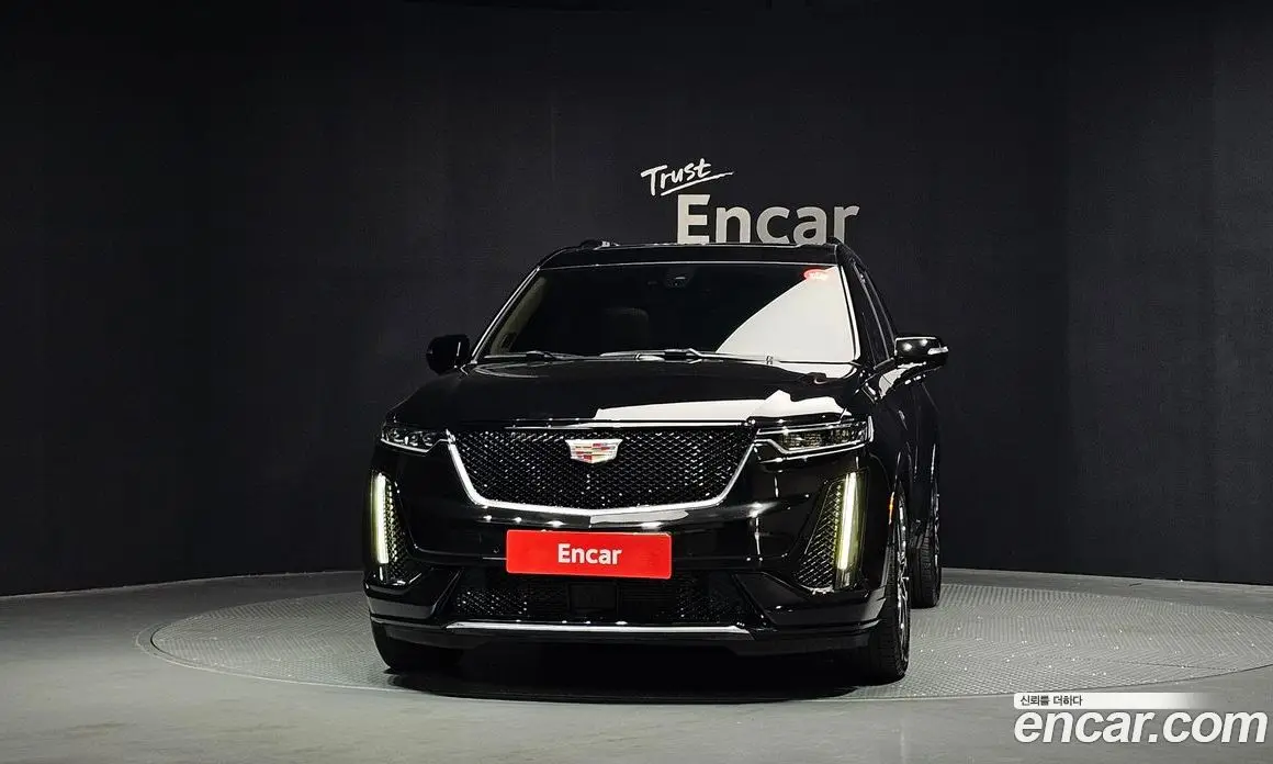 Cadillac XT6 2024 3.6 автомат (гидро), фото 3 Cadillac XT6 2024 3.6 автомат (гидро), фото 3