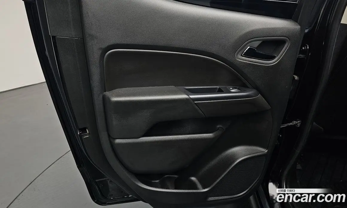 Chevrolet Colorado 2020 3.6 автомат (гидро), фото 14