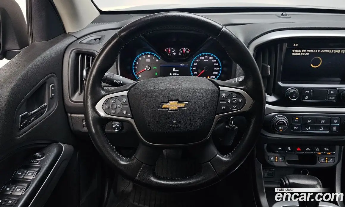 Chevrolet Colorado 2020 3.6 автомат (гидро), фото 17