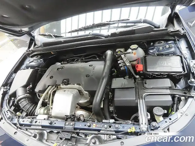 Chevrolet Malibu 2016 2.0 автомат (гидро), миниатюра 7