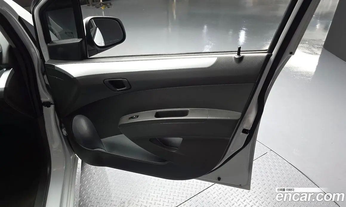 Chevrolet Spark 2014 1.0 автомат (гидро), фото 14
