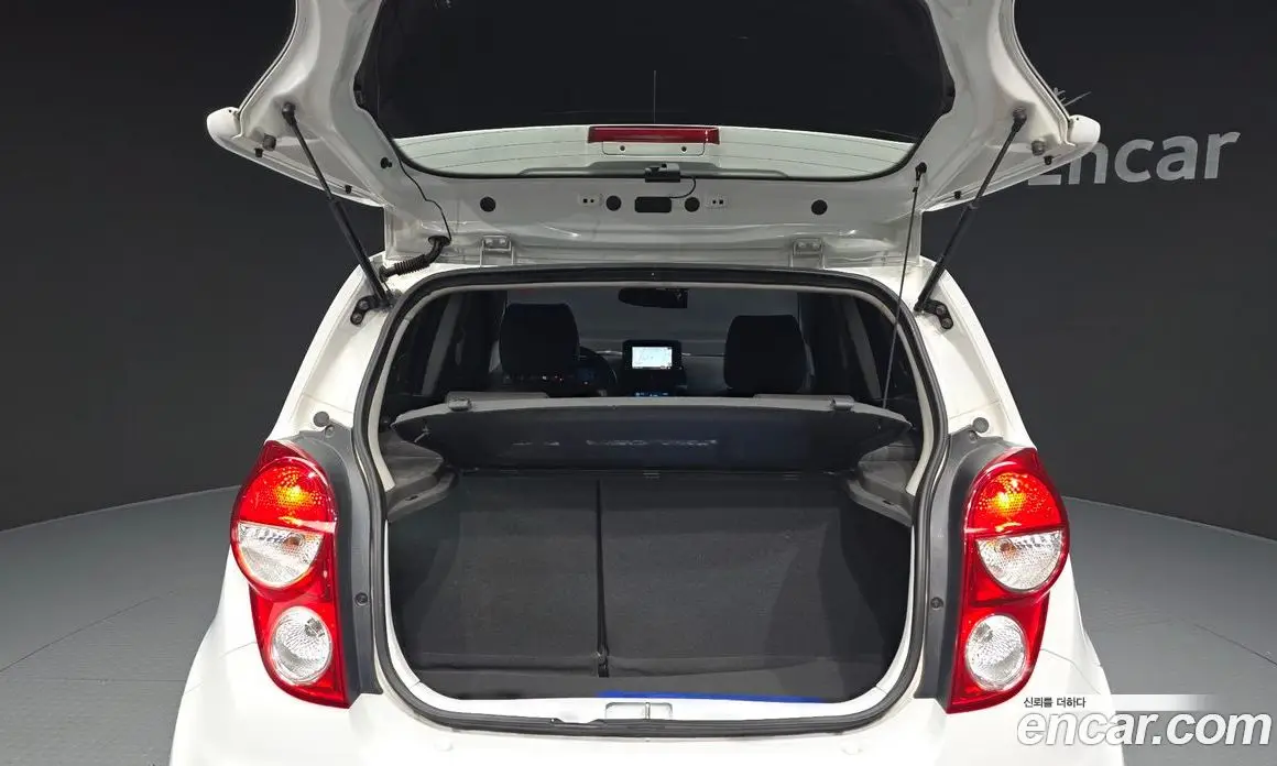 Chevrolet Spark 2014 1.0 автомат (гидро), фото 26